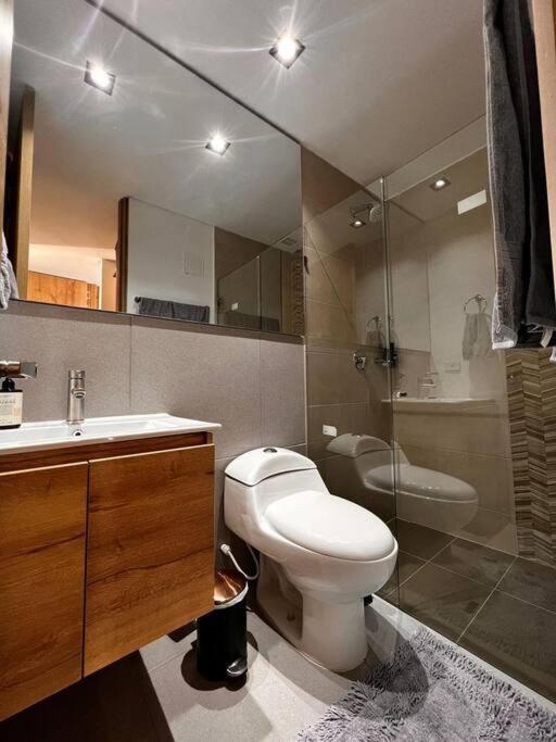 Apartamento Lujoso Central, Nuevo Y Comodo
